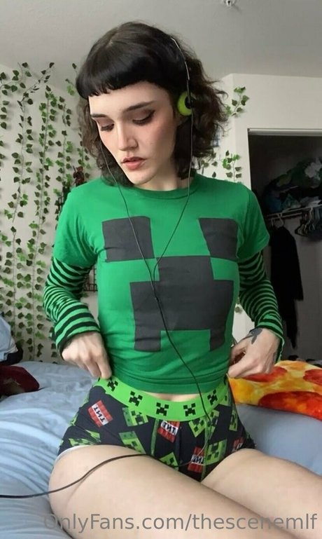 thescenemlf erotic actress pics