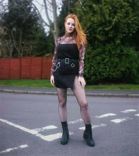 Ash Millman top star pics