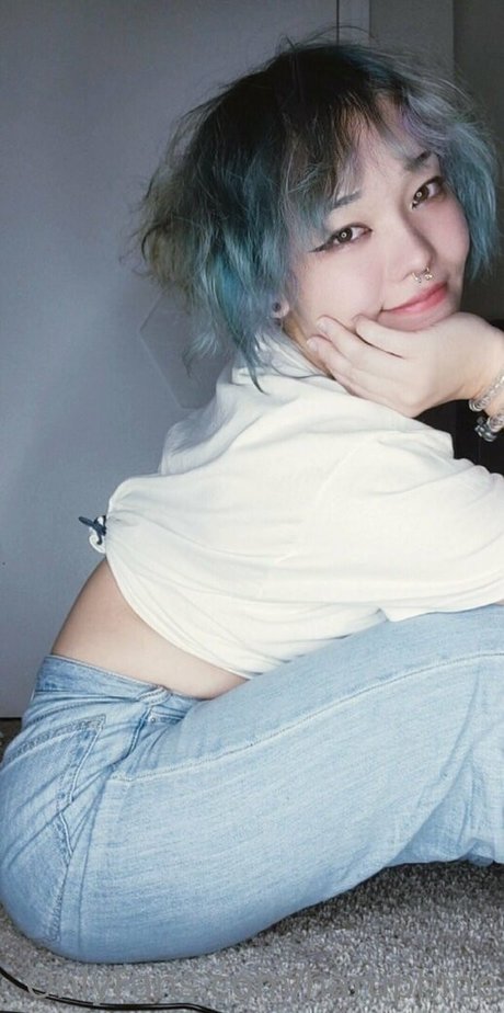 haruphine pretty model picture