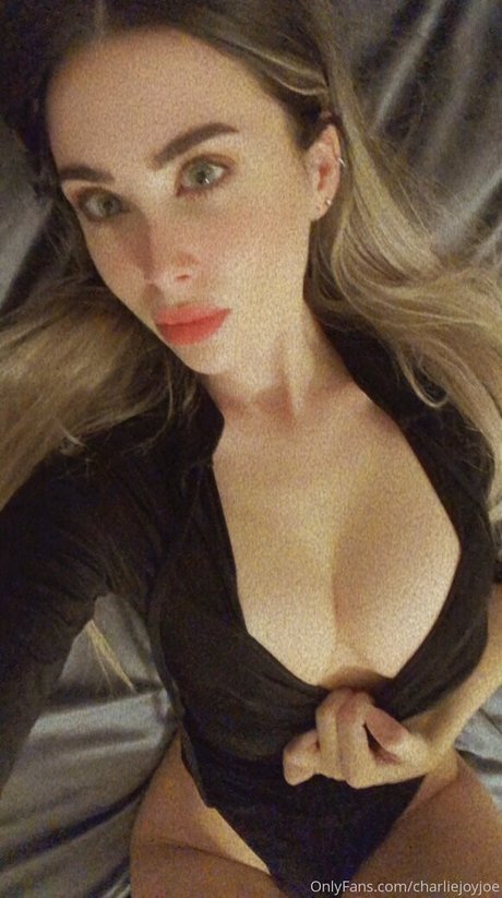 charliejoyjoe nice model gallery