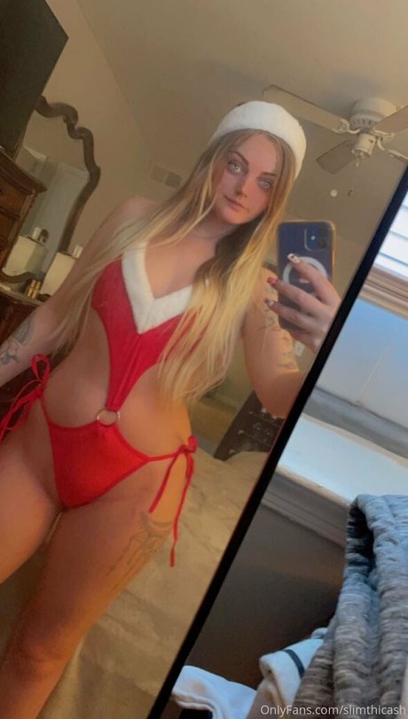 slimthicash star sexy photo