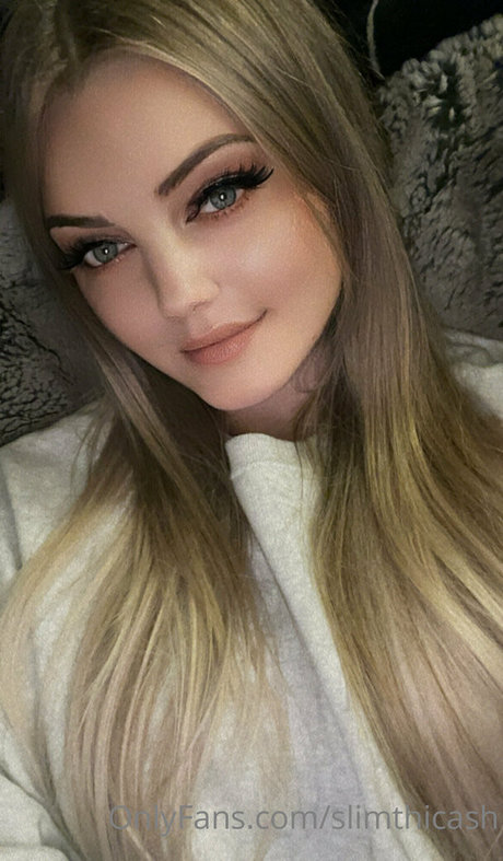 slimthicash pornstar art photo