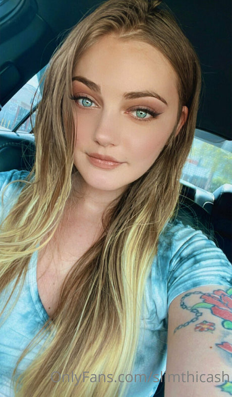 slimthicash pornographic actress photo
