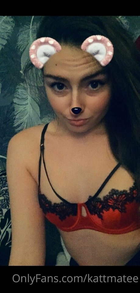 kattmatee exclusive actress images