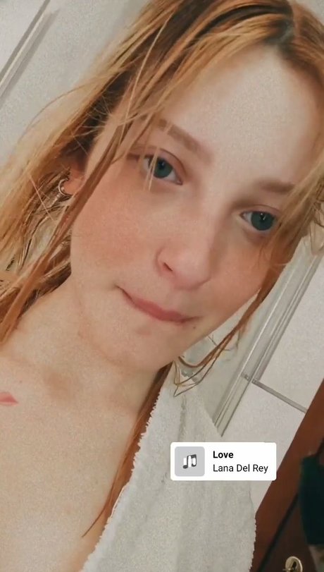 Agnese Innocente best star pictures