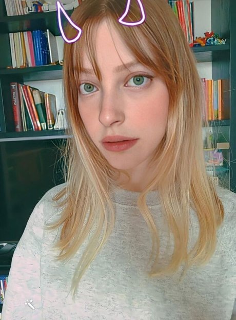 Agnese Innocente model xxx pic