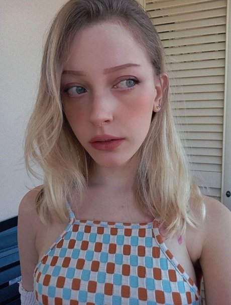 Agnese Innocente star nudes pictures