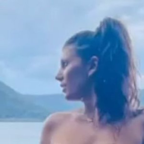 Lullalala model best photos