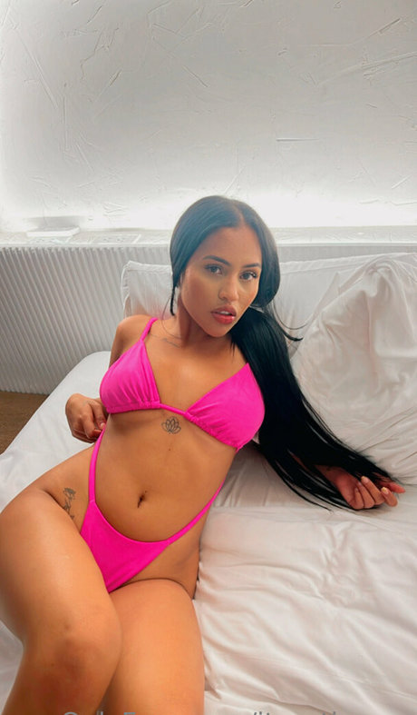 itsthesaracutie high quality pornstar pictures