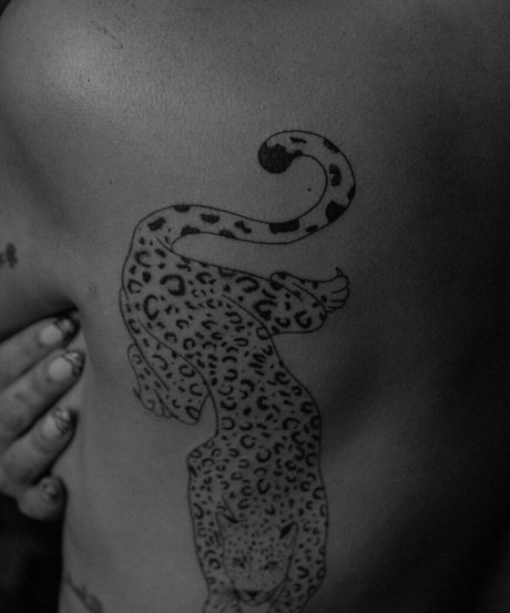 Martina La Peligrosa model pornographic images