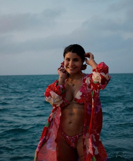 Martina La Peligrosa nude pornstar picture