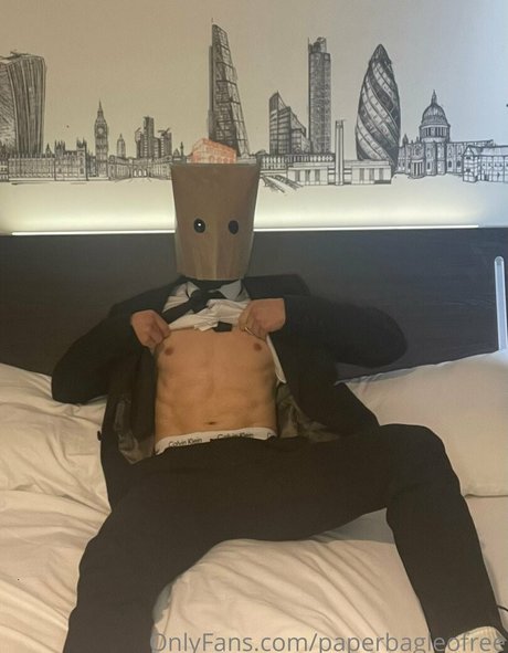 paperbagfree model sex photo