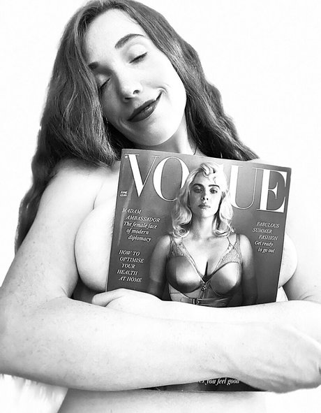 redbuns pornstar perfect picture