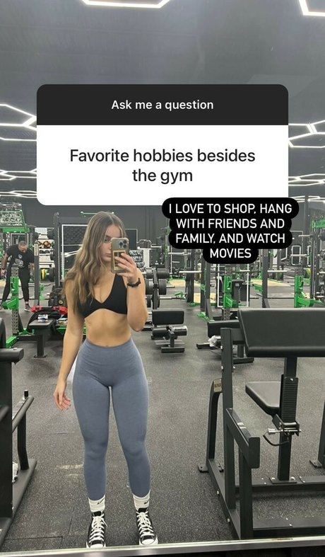 Makayla Mcquoid star art photo