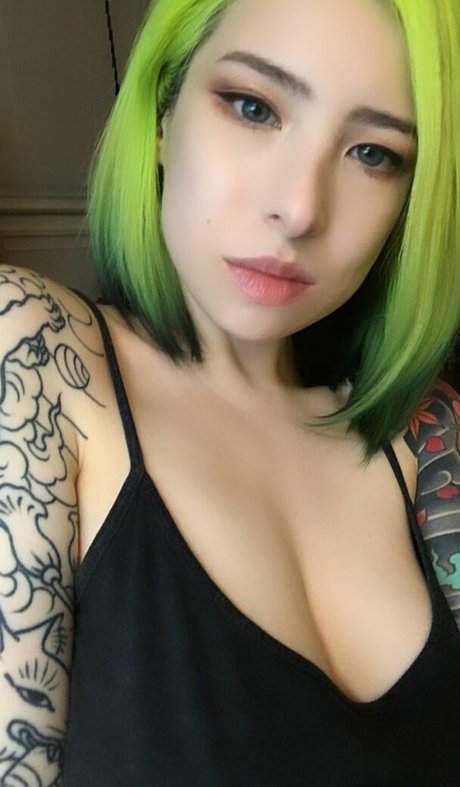 Candie Bolton star xxx photo