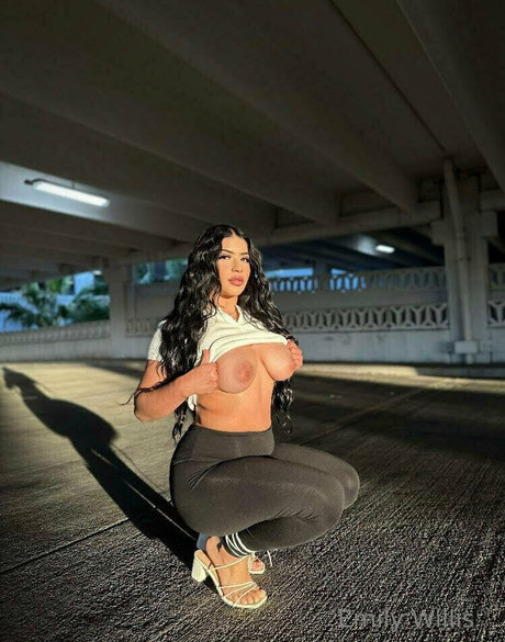 emilywillis18 sexy star images