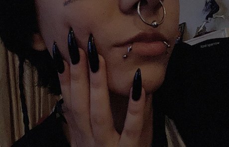 itzel2002free model img