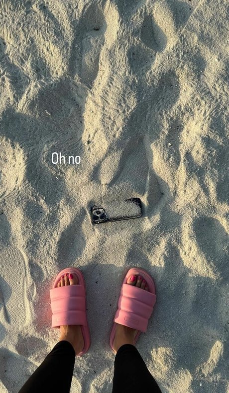 iJustine high quality model photos