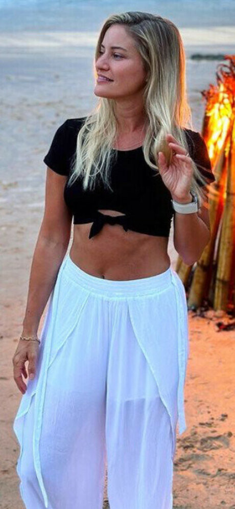 iJustine perfect actress pics