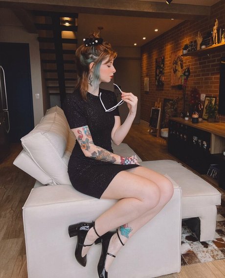 Gabi Cattuzzo model pornographic img