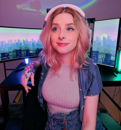 Gabi Cattuzzo star best pictures