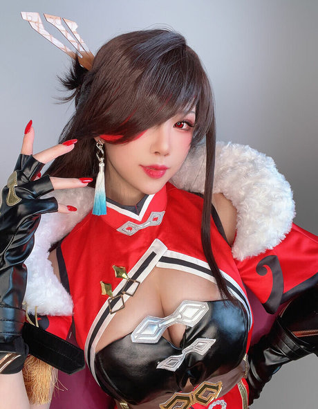 aqua28551264 hot model archive