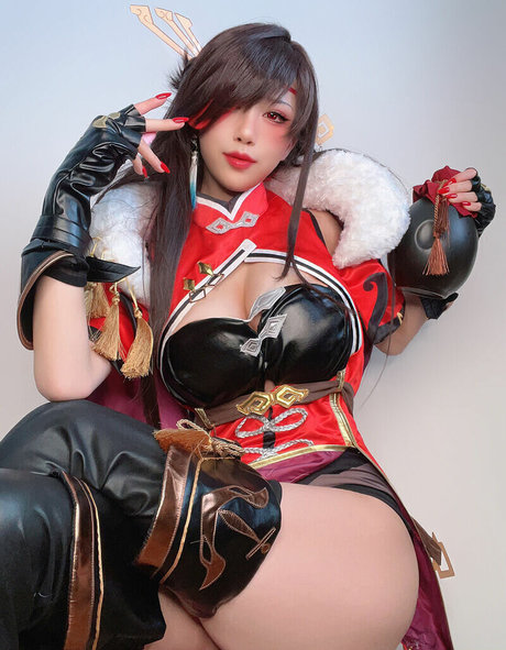 aqua28551264 model pornographic images