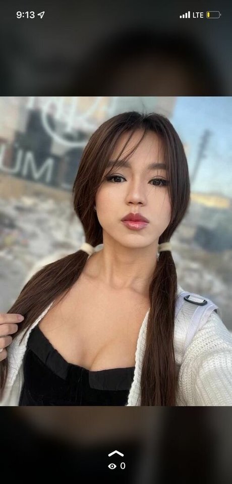 misslunacutie nude model images