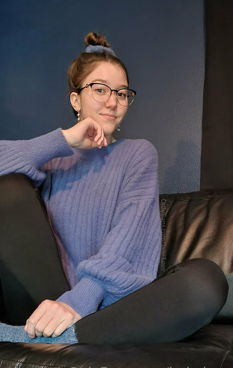 Jade Love Profile pic