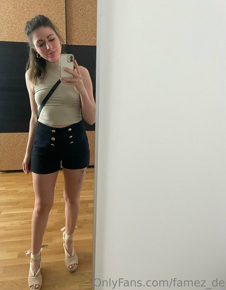 famez de perfect actress pics