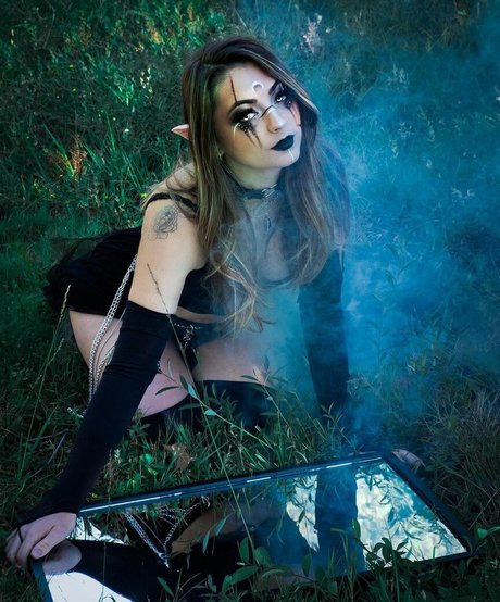 Roxane ASMR hot model galleries