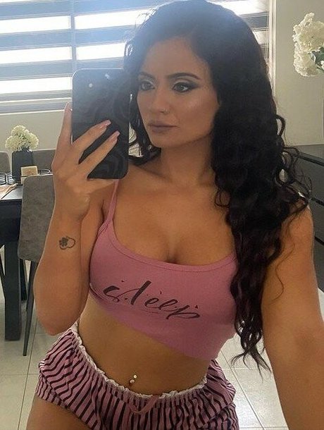 chanellewestk art star galleries