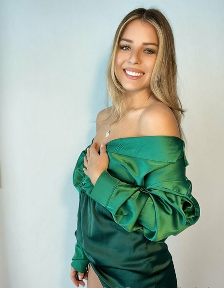 lucia lpz art pornstar picture