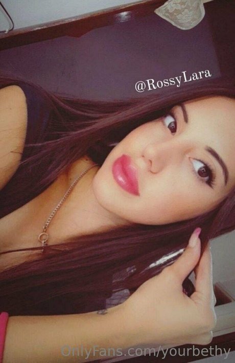 yourbethy star porn photo