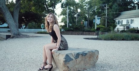 Vkunia pornstar xxx img