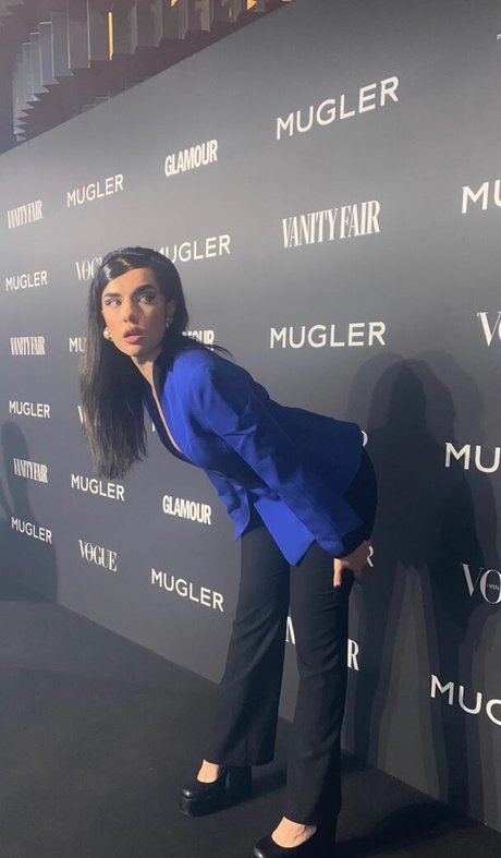 Marta Sango star nice gallery