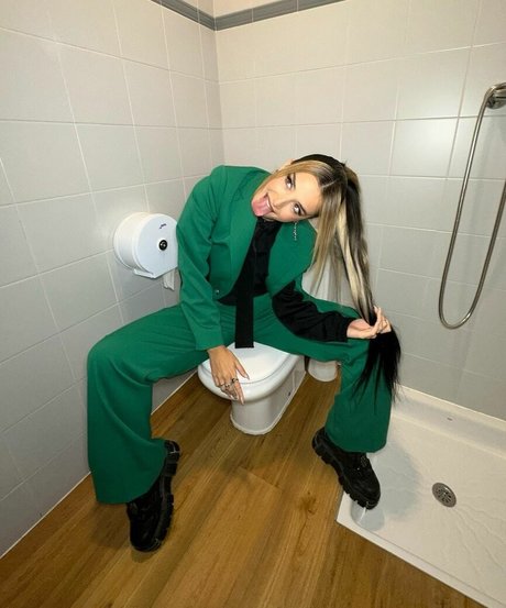 Lola Indigo hd actress img