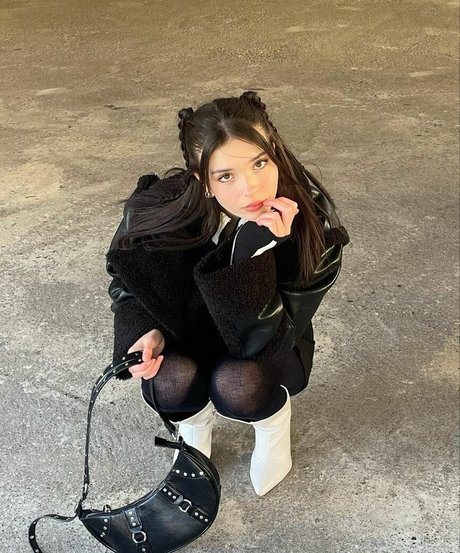 melisayamac nude pornstar image