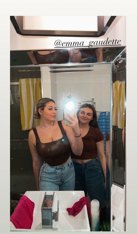 Anabel Kloe Lamarche naked actress pictures