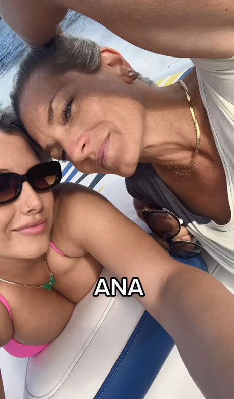 Anabel Kloe Lamarche star art images