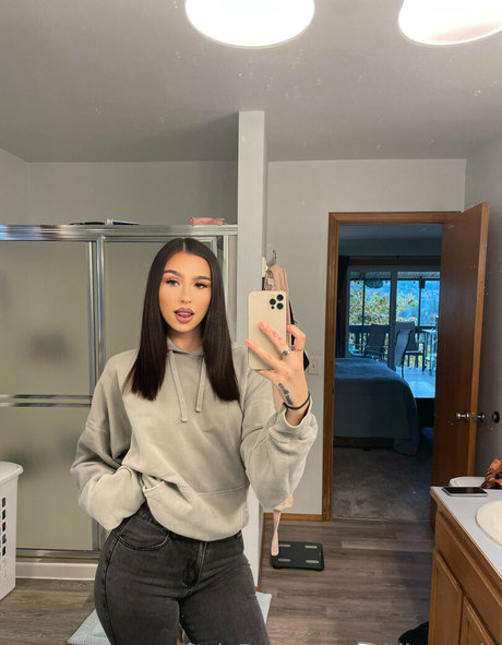 addisonpriv star xxx picture