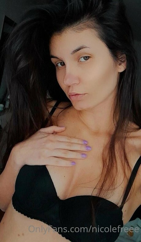 nicolefreee hot actress picture
