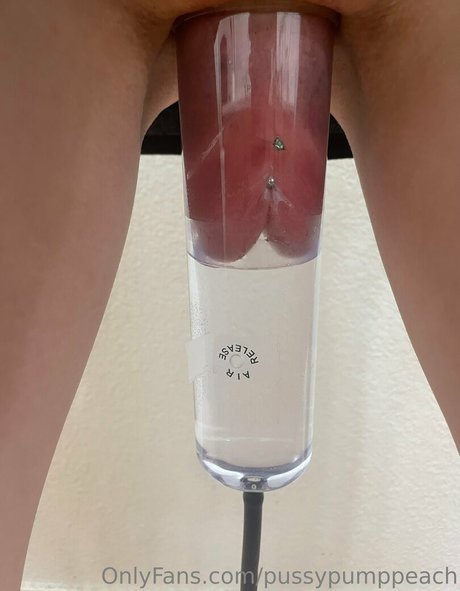 pussypumppeach star high quality pic