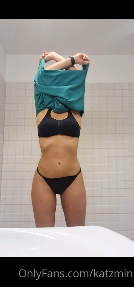 katzmin model hd images