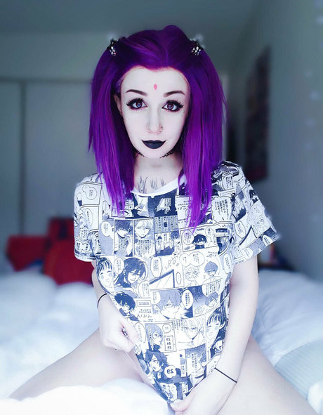 naughty salamander hd actress pictures