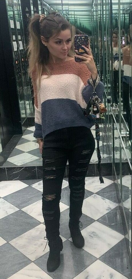 Mally Mouse adult star img