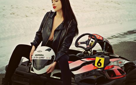 devils bride model high quality images