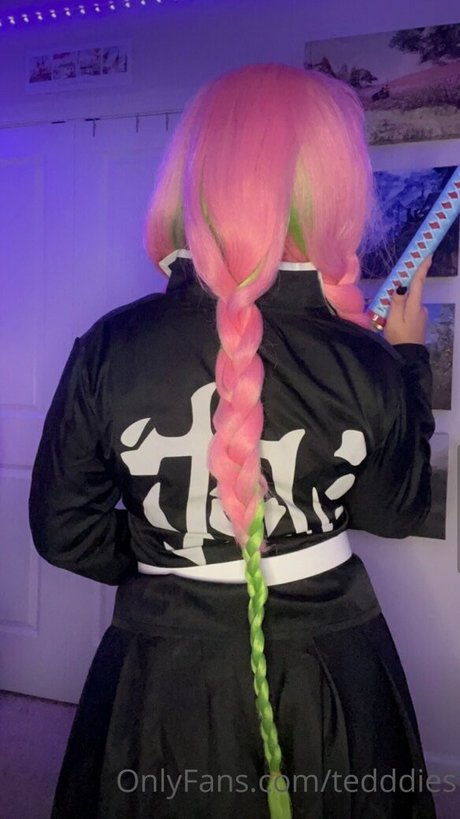 Tedddies adult model pictures