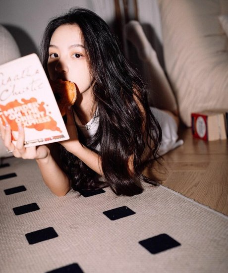 Helenhmy adult actress image