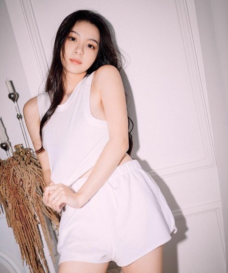 Helenhmy sex actress image